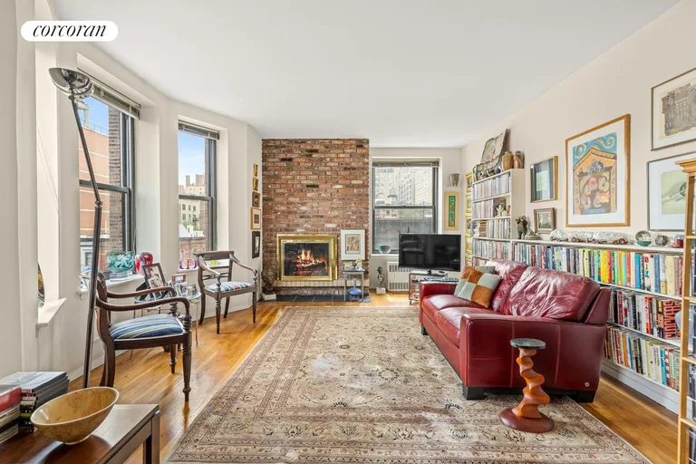 New York City Real Estate | View 101 West 81st Street, 615/616 | Living Room | View 2