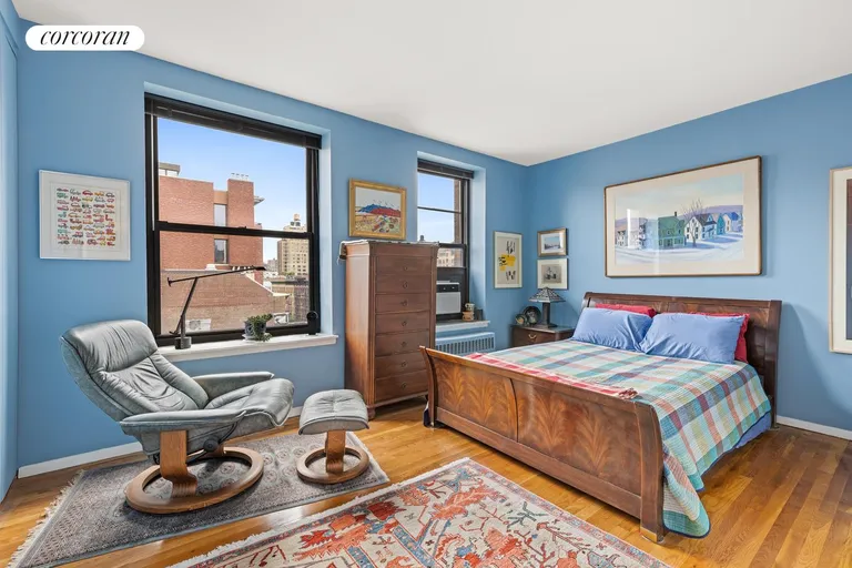 New York City Real Estate | View 101 West 81st Street, 615/616 | Primary Bathroom | View 5