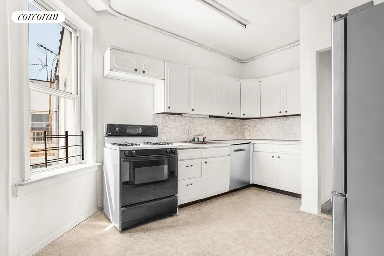 New York City Real Estate | View 728 41st Street, 4B | room 2 | View 3