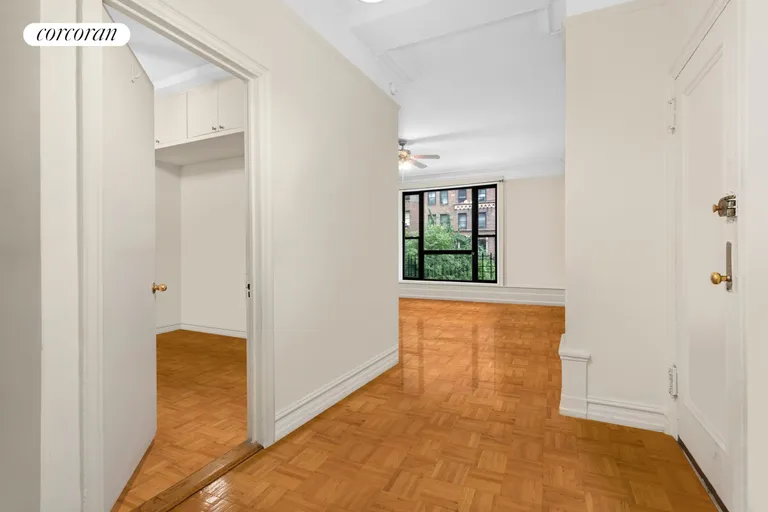 New York City Real Estate | View 140 West 79th Street, 3A | room 3 | View 4