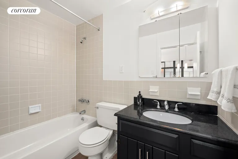 New York City Real Estate | View 529 West 42Nd Street, 7L | Full Bathroom | View 5