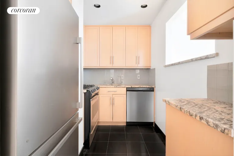 New York City Real Estate | View 201 West 74th Street, 11G | Kitchen | View 5