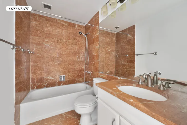 New York City Real Estate | View 201 West 74th Street, 11G | Full Bathroom | View 6