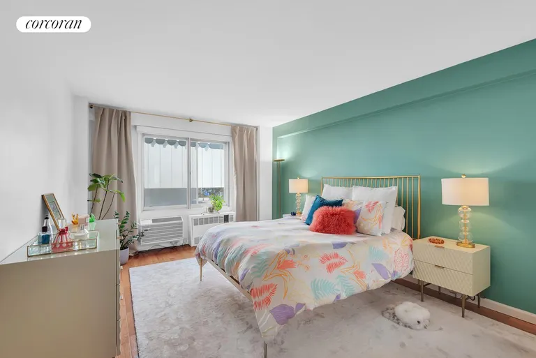 New York City Real Estate | View 175 West 12th Street, 2H | room 3 | View 4