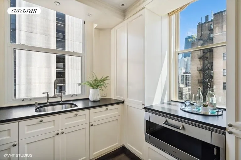 New York City Real Estate | View 1325 North Astor Street, 13 | room 50 | View 51