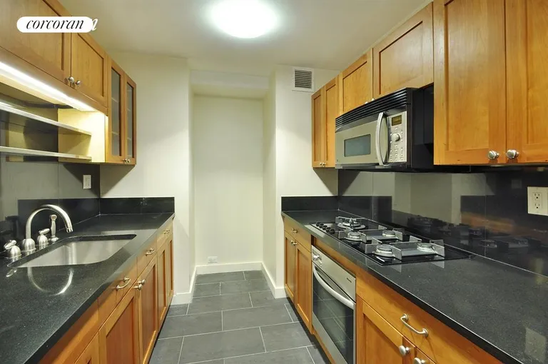New York City Real Estate | View 425 Fifth Avenue, 41B | Kitchen | View 3