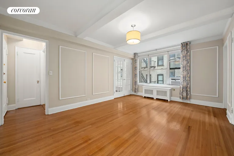 New York City Real Estate | View 12 East 97th Street, 4A | Living Room and Entryway | View 2