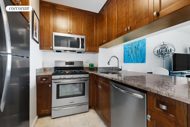 New York City Real Estate | View 45 East 25th Street, 33A | room 2 | View 3
