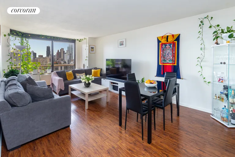 New York City Real Estate | View 630 First Avenue, 33K | Dining Area | View 2