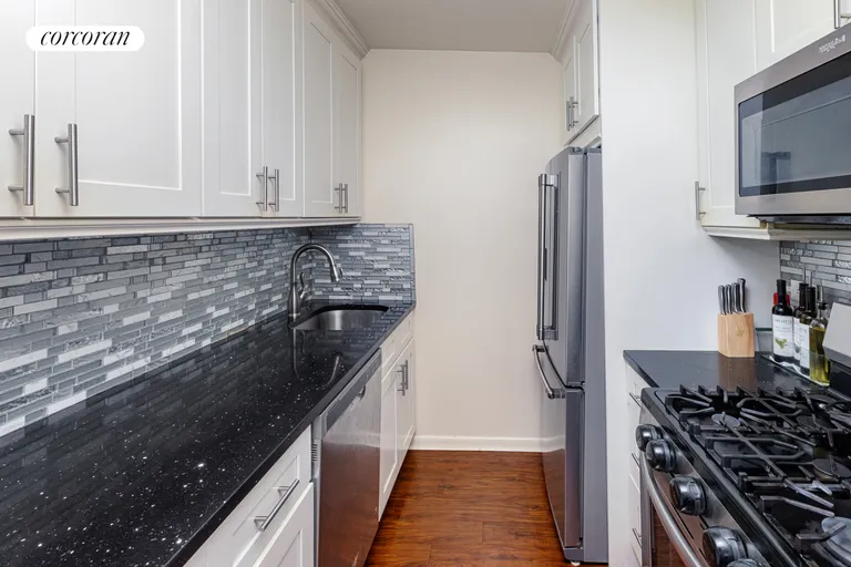 New York City Real Estate | View 630 First Avenue, 33K | Kitchen | View 4