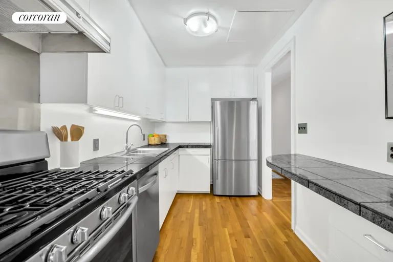 New York City Real Estate | View 116 PINEHURST AVENUE, S1 | room 4 | View 5