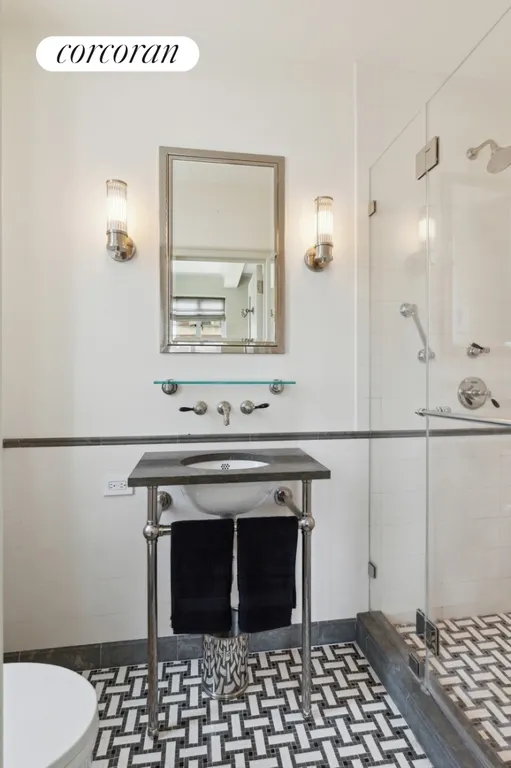 New York City Real Estate | View 2 Sutton Place South, 18A | Full Bathroom | View 11