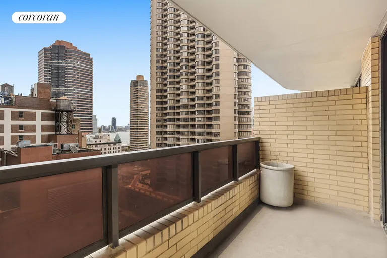 New York City Real Estate | View 311 East 38th Street, 14E | room 4 | View 5