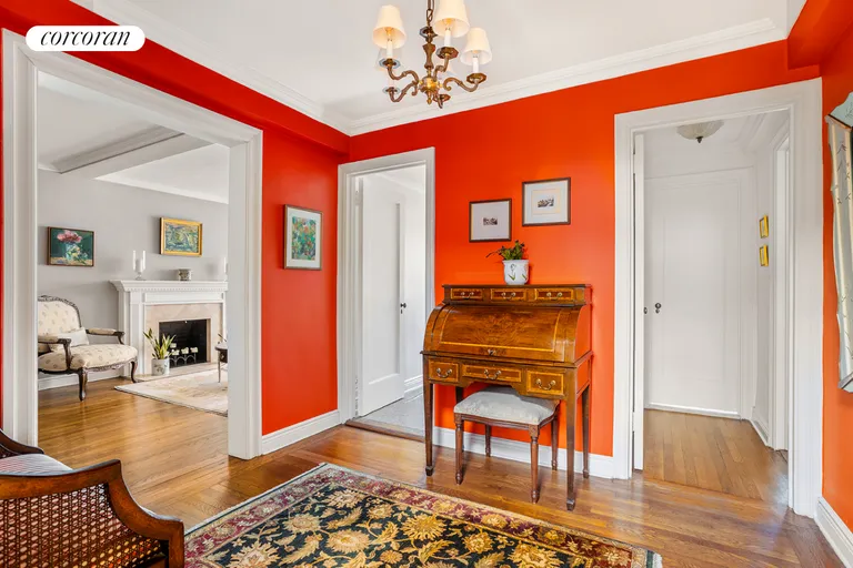 New York City Real Estate | View 414 East 52nd Street, 8B | Entry Foyer | View 2