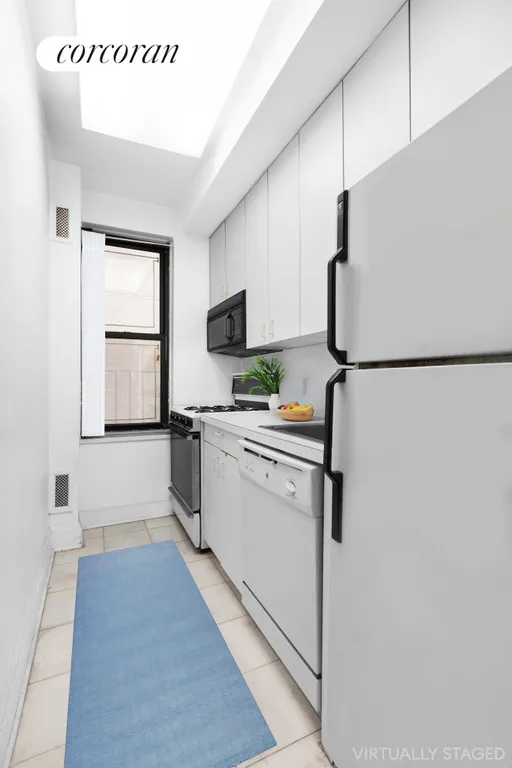 New York City Real Estate | View 222 East 35th Street, 1F | room 3 | View 4