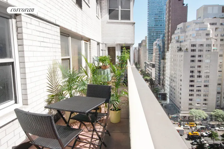 New York City Real Estate | View 153 East 57th Street, 16G | room 1 | View 2