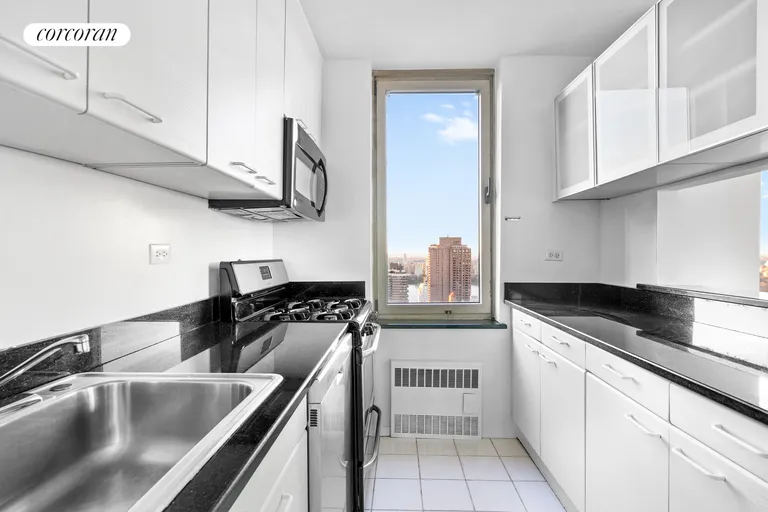 New York City Real Estate | View 200 East 89th Street, 42B | Kitchen | View 7