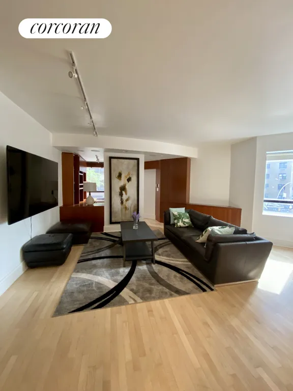 New York City Real Estate | View 240 East 47th Street, 2CD | room 4 | View 5