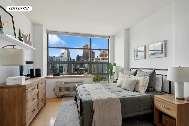 New York City Real Estate | View 5-09 48th Avenue, 5F | room 2 | View 3