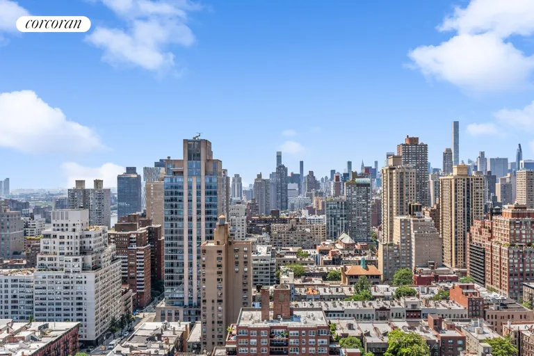 New York City Real Estate | View 444 East 86th Street, 33C | 1 Bed, 1 Bath | View 1