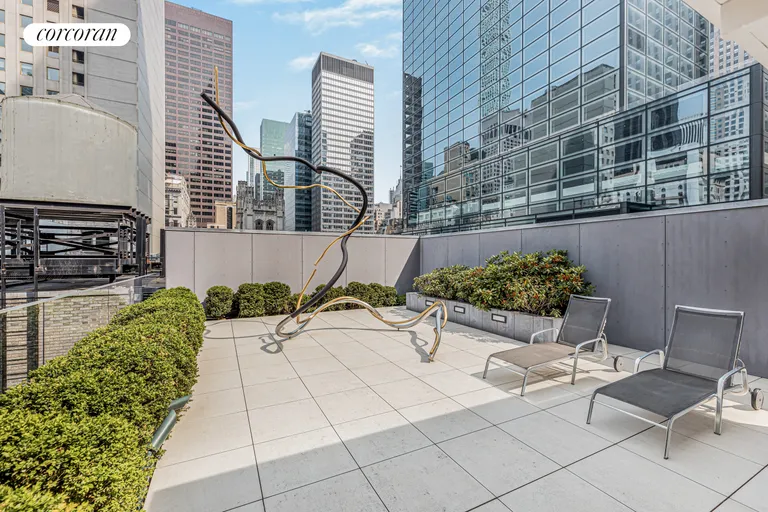 New York City Real Estate | View 15 West 53rd Street, 22C | room 18 | View 19