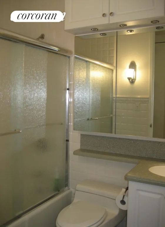 New York City Real Estate | View 350 West 50th Street, 18I | Primary Bathroom | View 7