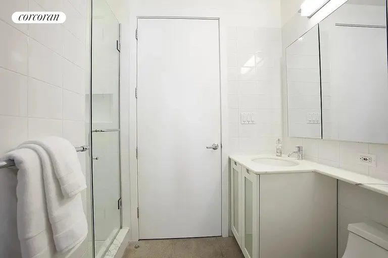 New York City Real Estate | View 150 Nassau Street, 18D | Full Bathroom | View 6