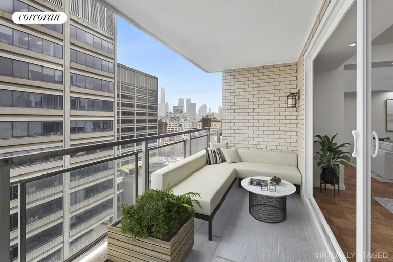 New York City Real Estate | View 150 East 69th Street, 18B | room 1 | View 2