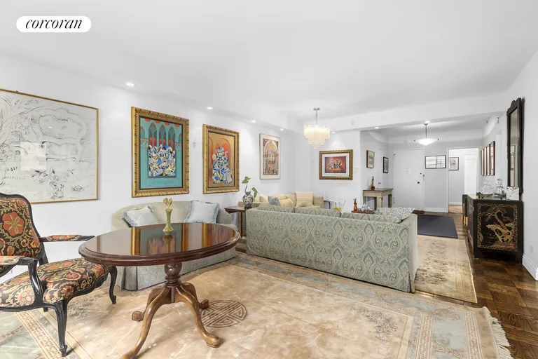 New York City Real Estate | View 150 East 69th Street, 18B | room 7 | View 8