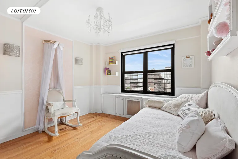 New York City Real Estate | View 240 East 76th Street, 16G | Other Listing Photo | View 4