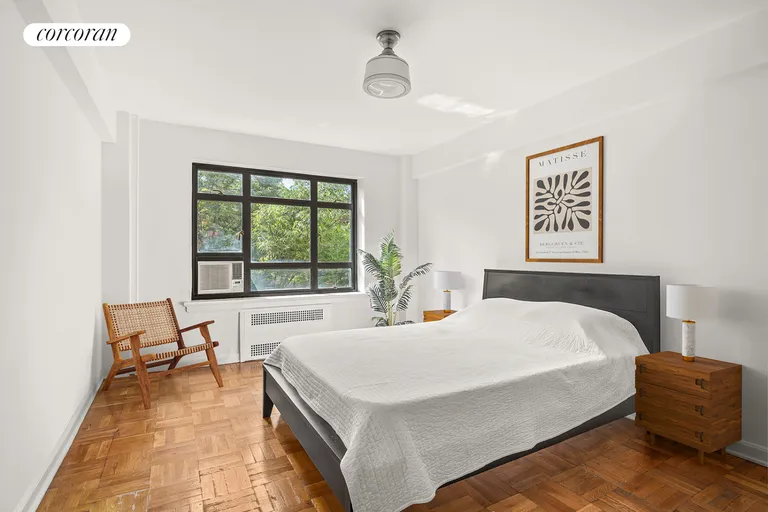 New York City Real Estate | View 100 Remsen Street, 4H | room 4 | View 5