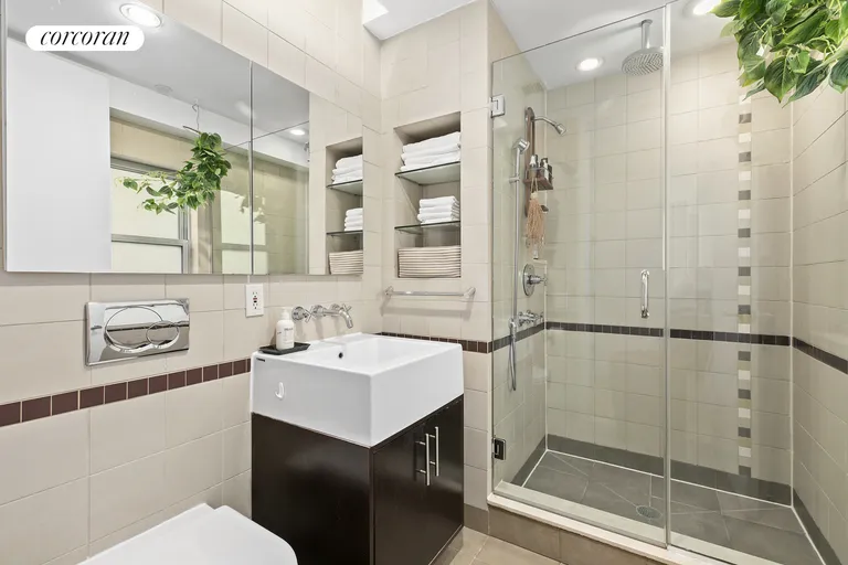 New York City Real Estate | View 631 East 9th Street, 6B | Full Bathroom | View 6