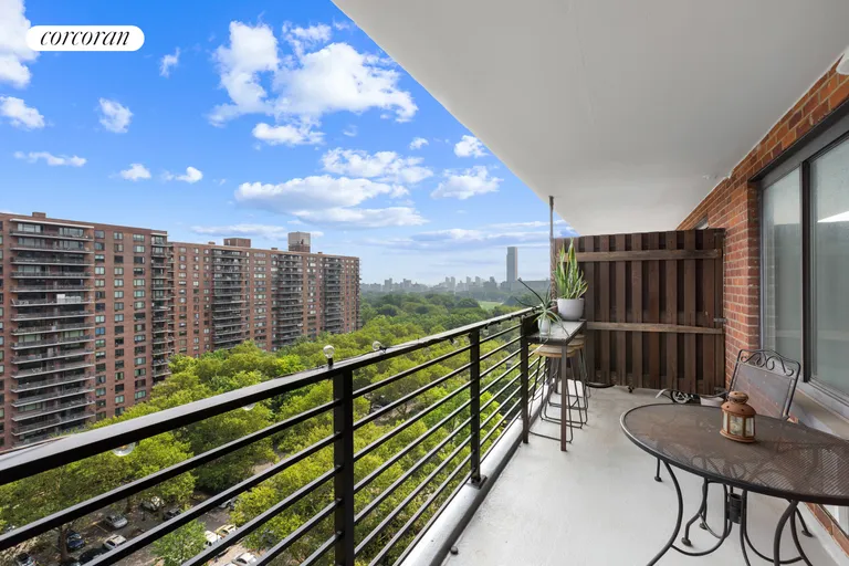 New York City Real Estate | View 382 Central Park West, 15X | room 5 | View 6