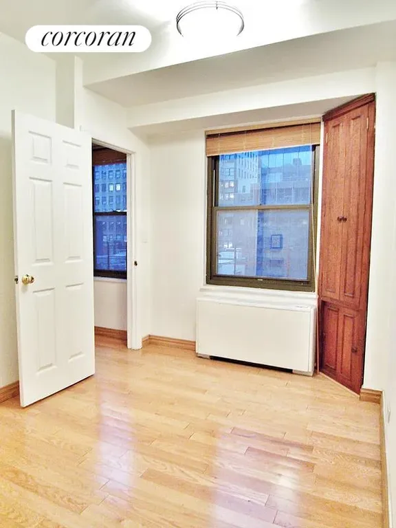 New York City Real Estate | View 35 East 38th Street, 10A | room 6 | View 7