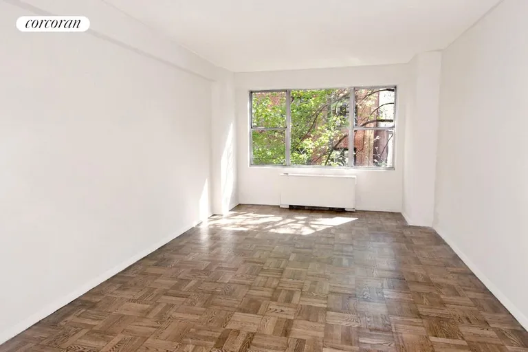 New York City Real Estate | View 230 East 79th Street, 3E | room 1 | View 2