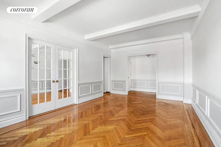 New York City Real Estate | View 65 East 96th Street, 7C | Living Room | View 6