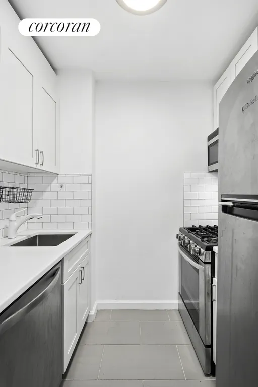 New York City Real Estate | View 350 West 50th Street, 5N | Kitchen | View 3