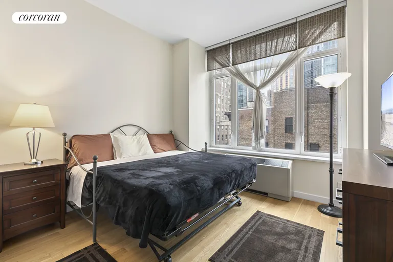 New York City Real Estate | View 325 Fifth Avenue, 18C | Bedroom | View 6