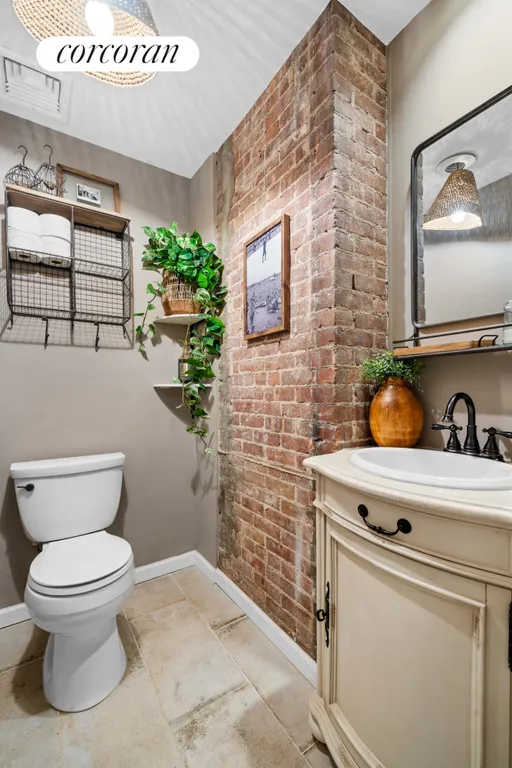 New York City Real Estate | View 71 West 83rd Street, 3F | Full Bathroom | View 8