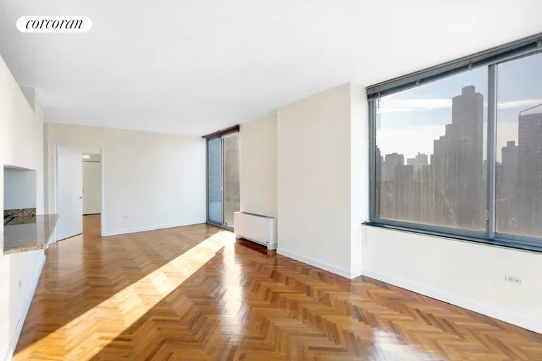 New York City Real Estate | View 360 East 88th Street, 19A | room 4 | View 5