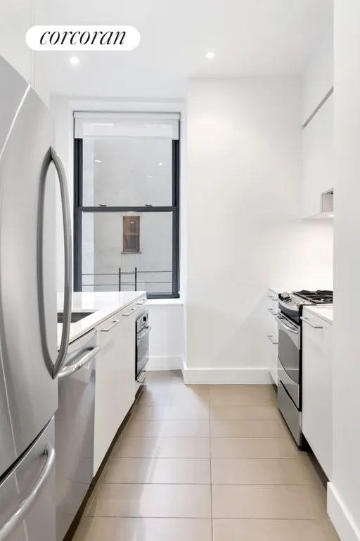 New York City Real Estate | View 25 Broad Street, 4P | 1 Bed, 1 Bath | View 1