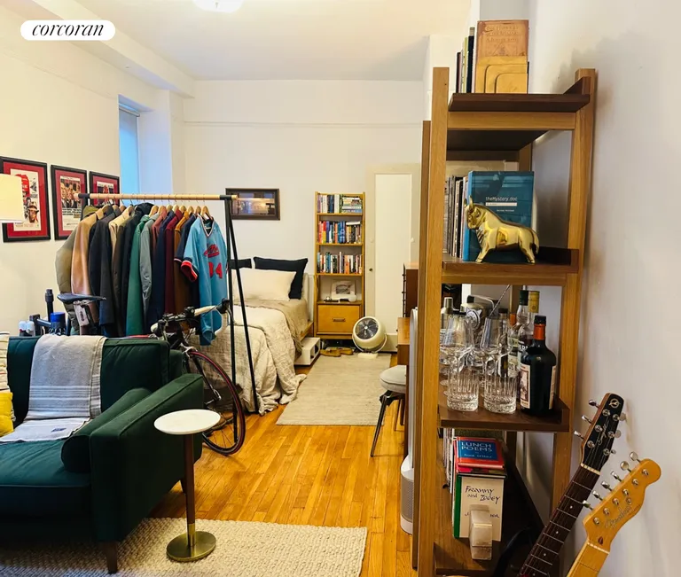 New York City Real Estate | View 101 West 80th Street, 2A | room 1 | View 2