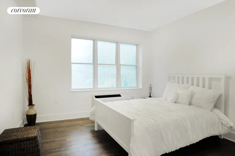 New York City Real Estate | View 23-37 31st Road, 2C | room 3 | View 4