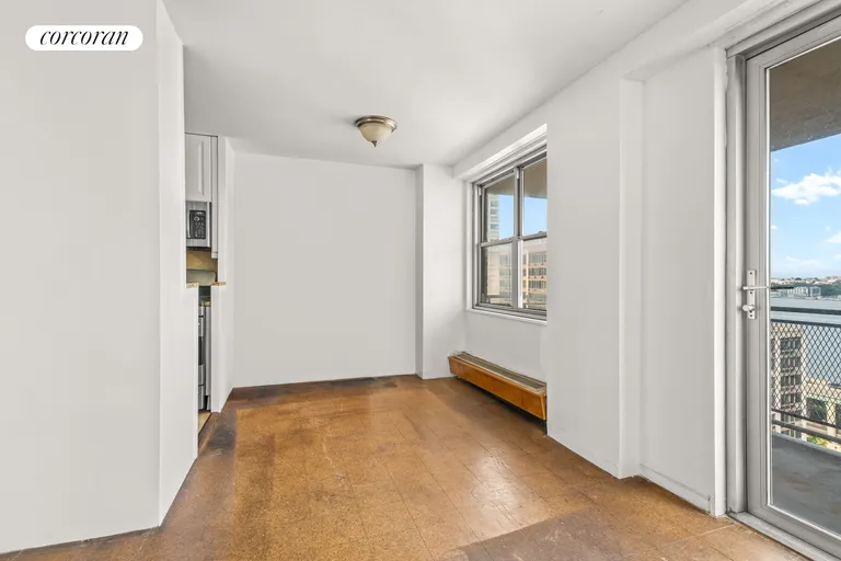 New York City Real Estate | View 303 West 66th Street, 19EW | Dining Alcove | View 8