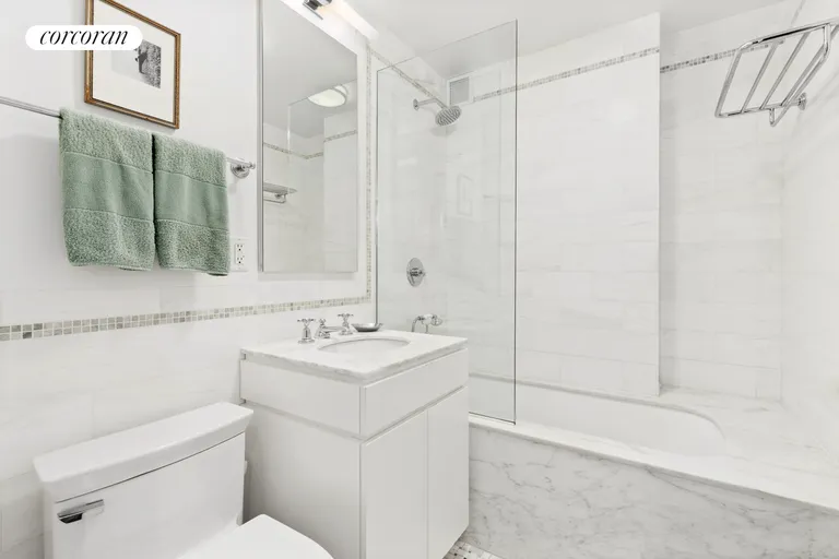 New York City Real Estate | View 170 East 77th Street, 2A | room 8 | View 9