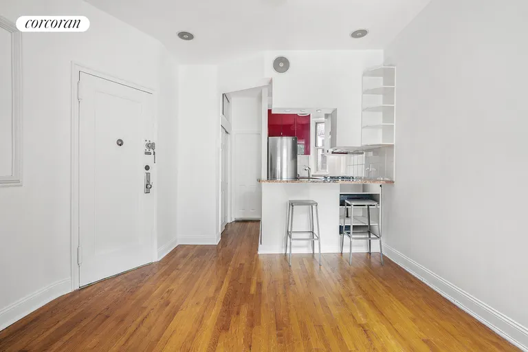 New York City Real Estate | View 521 East 81st Street, 4C | room 3 | View 4