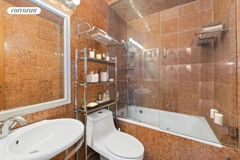 New York City Real Estate | View 303 East 57th Street, 22H | Primary Bathroom | View 8
