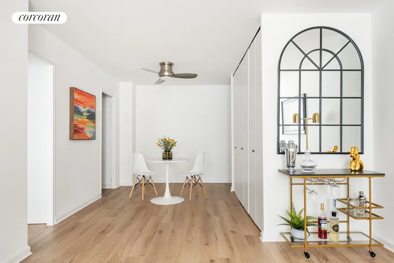 New York City Real Estate | View 7 East 14th Street, 620 | room 1 | View 2