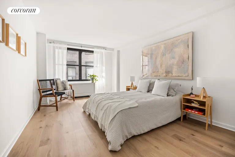 New York City Real Estate | View 7 East 14th Street, 620 | room 2 | View 3