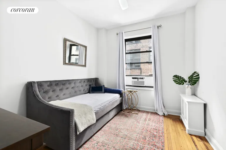 New York City Real Estate | View 306 West 100th Street, 65 | Bedroom 2 | View 4